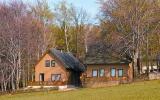 Holiday Home Tabarz: Kanadisches Haus Am Wald In Tabarz, Thüringen For 8 ...