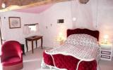 Holiday Home Aquitaine Radio: Holiday Cottage In Champagne Et Fontaine Near ...