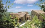 Holiday Home Italy Waschmaschine: Terraced House In Gaiole In Chianti (Si) ...
