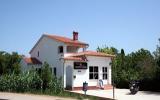 Holiday Home Fazana: Holiday Home (Approx 38Sqm), Fažana For Max 4 Guests, ...