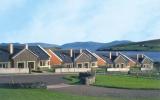 Holiday Home Dingle Kerry: Rhadarc Na Mara: Accomodation For 8 Persons In ...