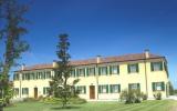 Holiday Home Veneto: Ariano Polesine Suite 2 In Ariano Polesine, Veneto/ ...