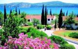 Holiday Home Croatia: Medena In Seget Donji - Trogir, Dalmatien For 3 Persons ...