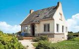 Holiday Home Bretagne: Accomodation For 6 Persons In Kerlouan, Kerlouan, ...