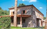 Holiday Home Toscana: Agr. Casa Ginezzo: Accomodation For 11 Persons In ...
