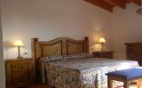 Holiday Home Manacor: Farm (Approx 350Sqm), Pets Not Permitted, 6 Bedrooms 
