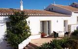 Holiday Home Faro Radio: Jacaranda In Portimão, Algarve For 2 Persons ...