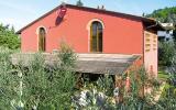 Holiday Home Lucca Toscana: Casa Fienile: Accomodation For 8 Persons In ...