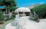 Holiday Home Roquebrune Sur Argens: Les Pins Parasols: Accomodation For 6 ...