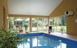 Holiday Home Poggelow Solarium: Holiday Cottage Schloss Poggelow In ...