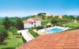 Holiday Home Italy: La Romita: Accomodation For 10 Persons In Valfabbrica, ...