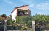 Holiday Home Croatia: Haus Lara (Pul410) 