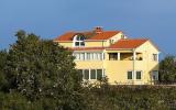 Holiday Home Croatia: Pula Cip258 