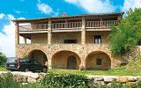 Holiday Home Spain Cd-Player: Casa El Castell (Oix100) 
