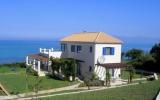 Holiday Home Karousádes: Villa Blue Whale (Gr-49081-01) 