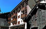 Holiday Home Zermatt: Schweizerhof Résidence Ch3920.820.3 