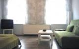 Holiday Home Berlin: Schick City Apartment 101- Centrally Located In The ...