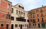 Holiday Home Italy: Palazzo Di Venezia (It-30122-12) 
