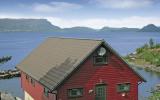 Holiday Home Hordaland: Herøysundet N18299 