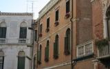 Holiday Home Italy: Ca' Tiziano (It-30135-05) 
