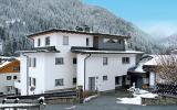 Holiday Home Tirol: Haus Falch (Fir120) 