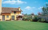 Holiday Home Italy: Villa Domus Magna (Udi300) 