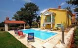 Holiday Home Tomisici: Zminj-Tomisici Cil198 