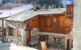 Holiday Home Rhone Alpes Fernseher: Chalet-Appartement Rhododendrons ...
