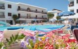 Holiday Home Cyprus: Sofianna Hotel Apartments In Paphos (Pfo01015) ...