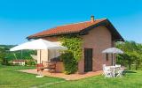 Holiday Home Grazzano Badoglio: Casa Le Rose Rosse (Grz150) 