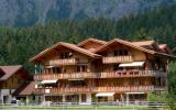 Holiday Home Switzerland: Résidence Schweizerhof Ch3718.102.1 