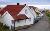Holiday Home Borhaug Cd-Player: Lista/borshavn N36518 