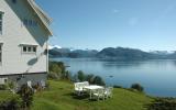 Holiday Home Norway Cd-Player: Lauvstad 36304 