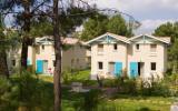 Holiday Home Le Verdon Sur Mer: Le Domaine Du Phare (Fr-33123-01) 