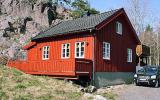 Holiday Home Norway Cd-Player: Grimstad/grefstadvika N36289 