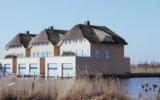 Holiday Home Netherlands: Schiphuis Op Het Water (Nl-8715-01) 