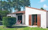 Holiday Home France: Passereaux (Lpl300) 