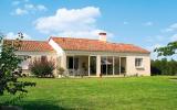 Holiday Home Angles Pays De La Loire Fernseher: Anl (Anl100) 