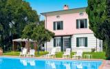 Holiday Home Montecarlo Toscana Fernseher: Villa Le Sughere (Mcl153) 