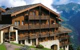 Holiday Home Courchevel: Les Brigues Fr7366.100.2 
