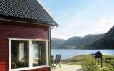 Holiday Home Norway Cd-Player: Bøstad 31546 