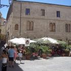 Apartment Sardegna: Classic Apartment In 15Th Century Palazzo In Old Town Of ...
