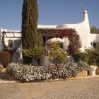 Villa Portugal: Pretty 2-Bedroom Townhouse In Quinta Do Paraiso Country Club 