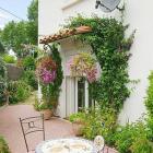 Apartment France: Comfortable Apartment With Pretty Private Garden 