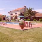Villa Árvore: O' Refugio - Large Luxurious Villa With Pool Near Porto City 