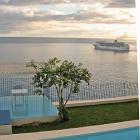 Villa Madeira: Centre Of Funchal, Villa With Exclusif Use Of Pool And Garden 
