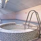 Apartment Essex: Central London Zone 1 Apartment 70M2 With Swim Pool, Gym, ...