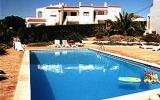Apartment Portugal: Apartment In A Good Location With A Pool And A Balcony 