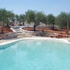 Villa Puglia: Enchanting Trulli With Pool 