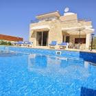 Villa Paphos: Summary Of Villa Chrisanthi 3 Bedrooms, Sleeps 6 